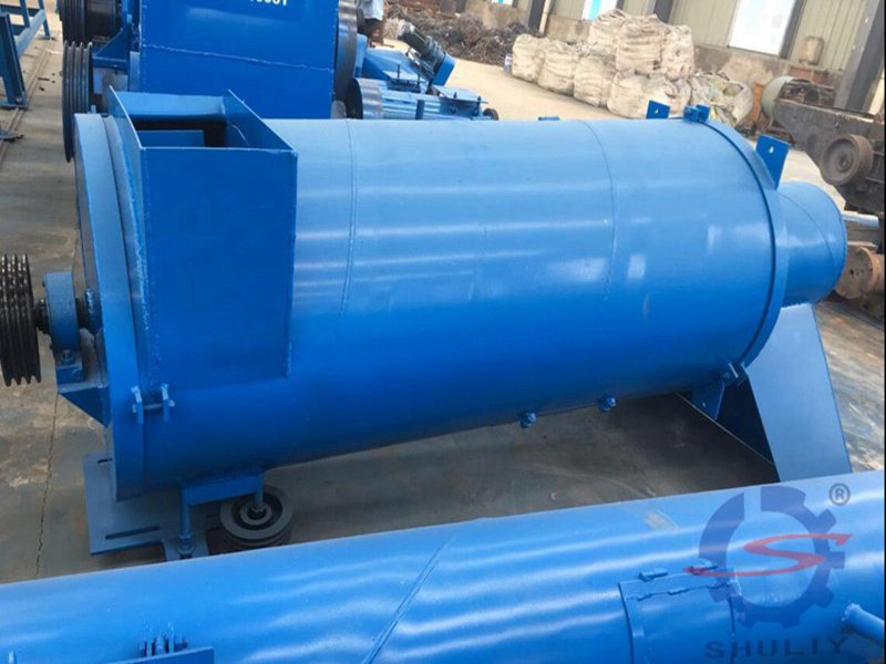 vertical type dewatering machine