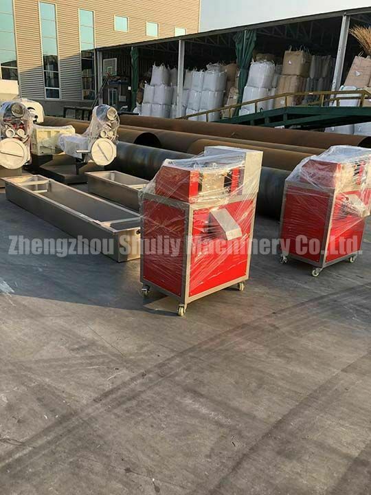 granulator machine shipped to Mozambique1