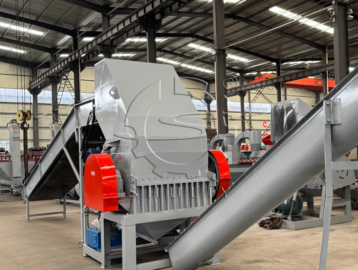 Máy xay nhựa so với Máy nghiền và Máy shredder: Sự khác biệt là gì và Bạn cần loại nào cho chất thải nhựa của mình?