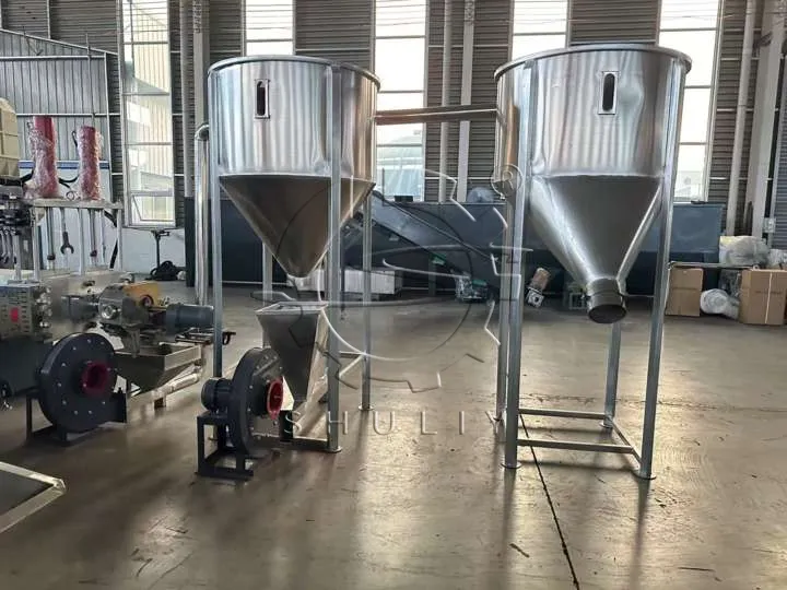 silo de pellets de plástico