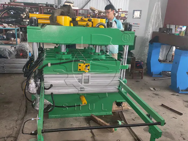 Rubber Floor Tiles Making Machine