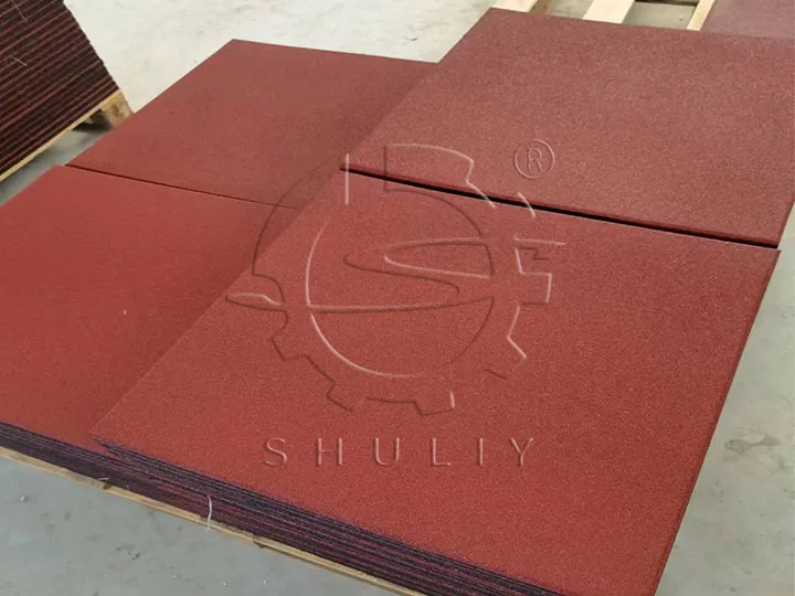 red floor rubber tiles