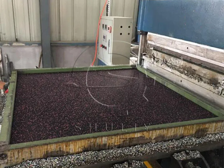 rubber floor tile production